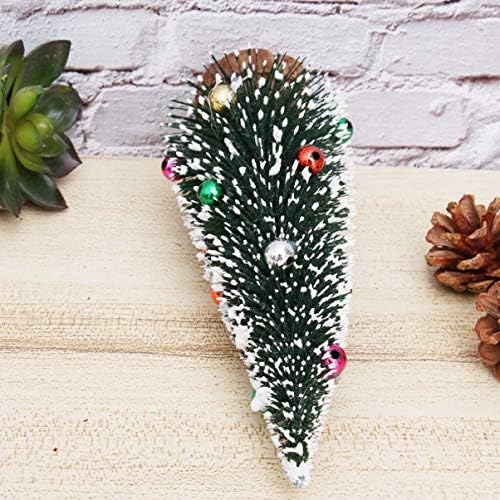 עץ חג המולד של Amosfun עץ חג המולד עם כדורים עץ אורן מיני עץ סיסל זעיר עם שלג קישוטי שולחן חג המולד של שלג קישוטי עץ חג המולד קישודים לחג עיצוב מסיבת חג